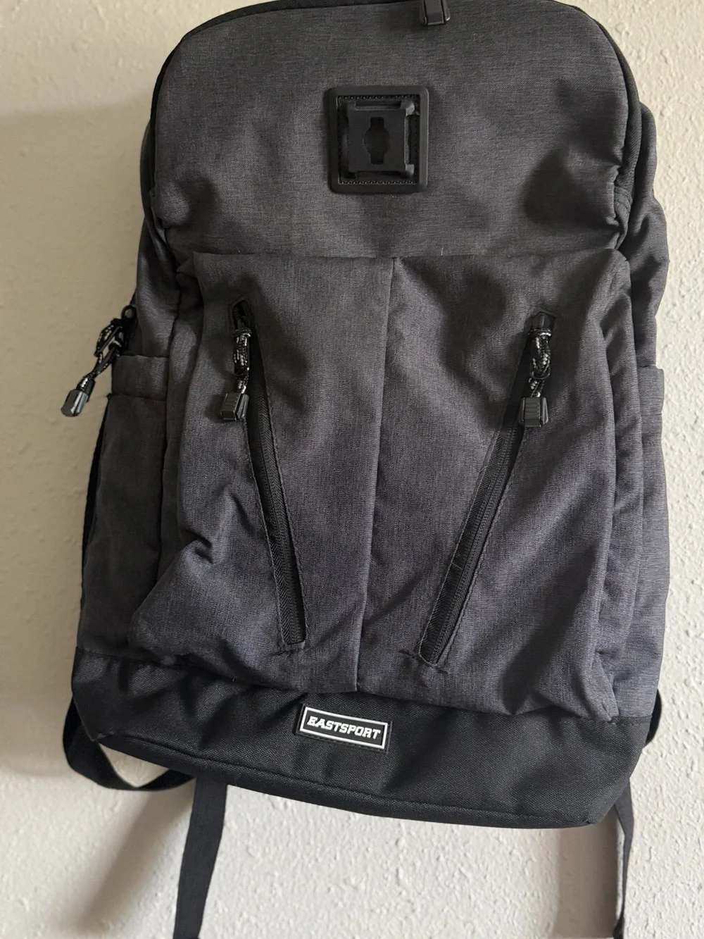 Eastsport Men's Charcoal Gray Everyday Backpack